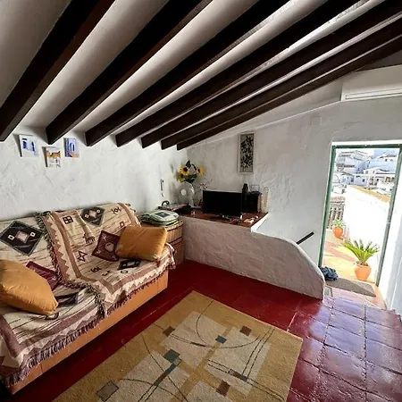 Romantic House In Sedella